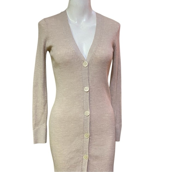 Banana Republic Dresses & Skirts - Banana Republic Cream Ribbed Knit Sweater Dress Size XXS